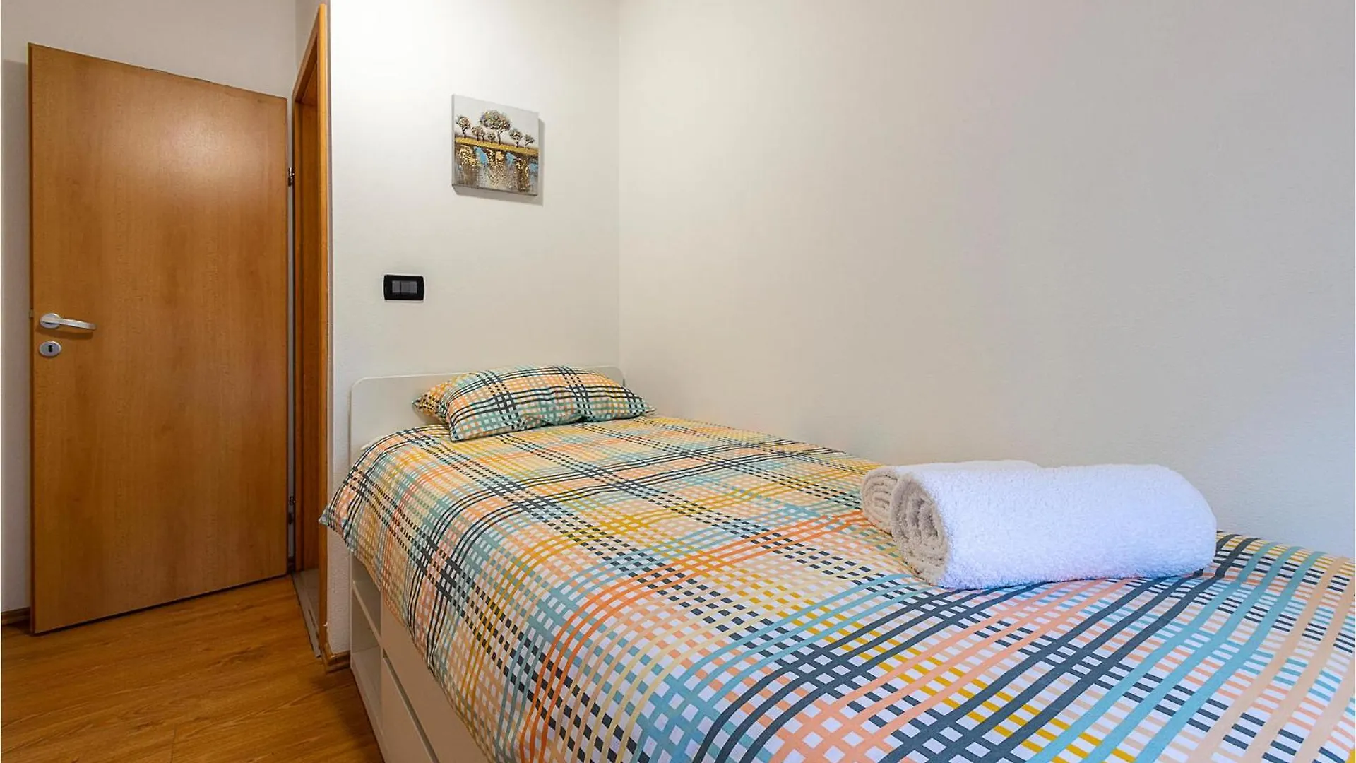3 Bedroom Gorgeous Apartment In Režanci